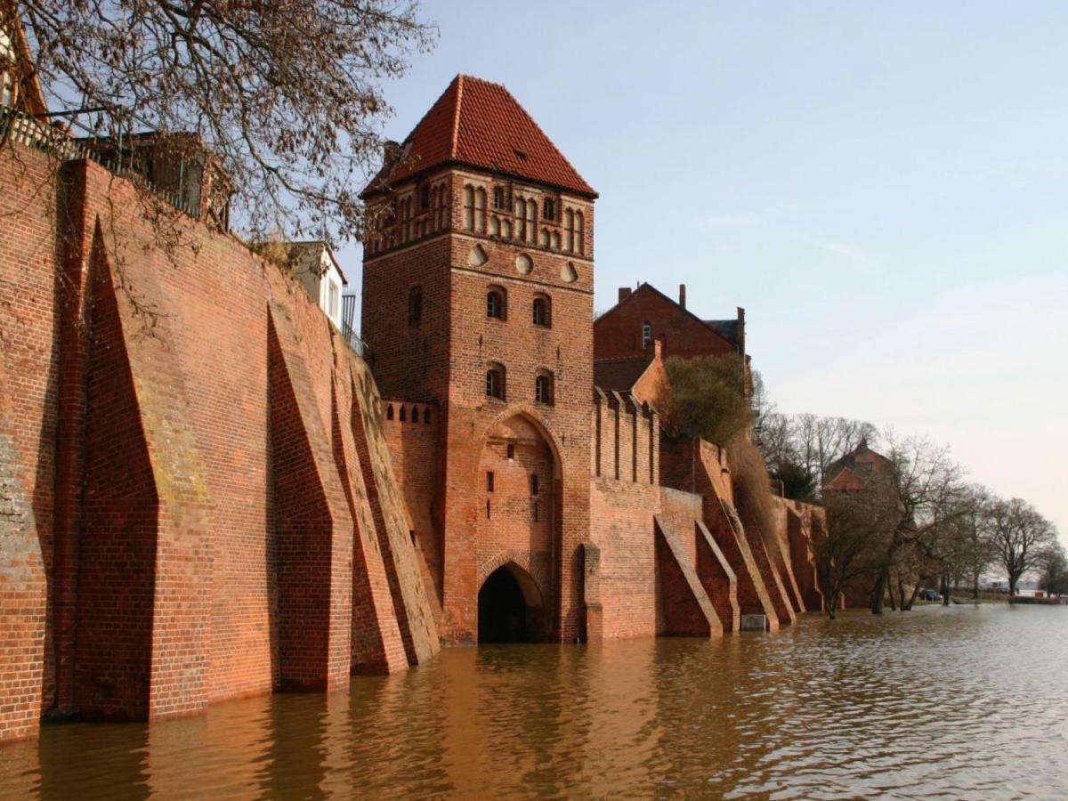 Appartement Haus Zur Eselsbruecke à Tangermünde Extérieur photo